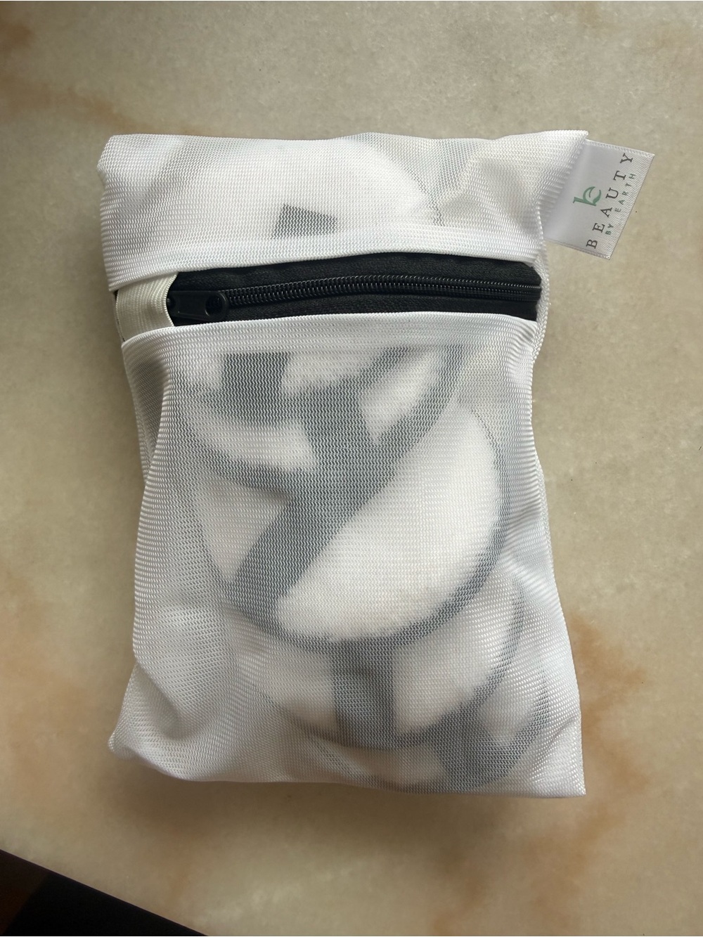 Beauty Depot White Mesh Makeup Brush and Sponge Travel Bag